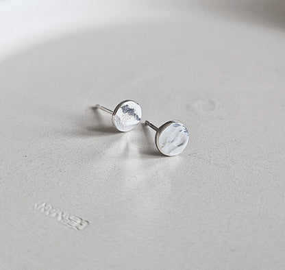 The Textured Stud Earring